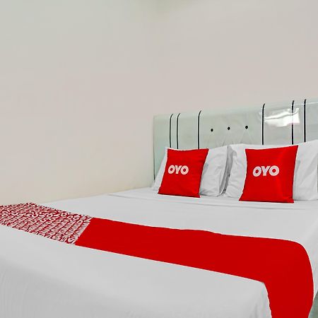 Super Oyo 90187 Puri Allisa Syariah Hotel Serang Eksteriør billede